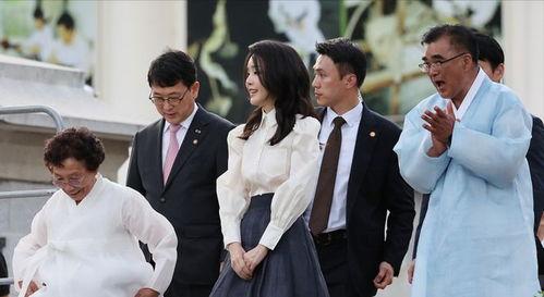 韩国妻子交换在线观看,揭秘神秘社交现象背后的故事 第3张 韩国妻子交换在线观看,揭秘神秘社交现象背后的故事 第3张